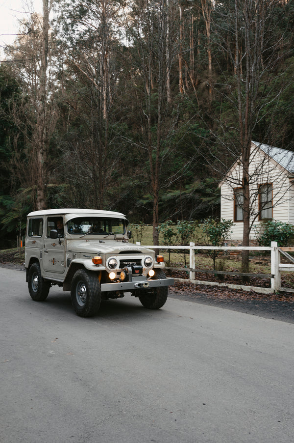 40 Series Factory Winch Bumper Kit
