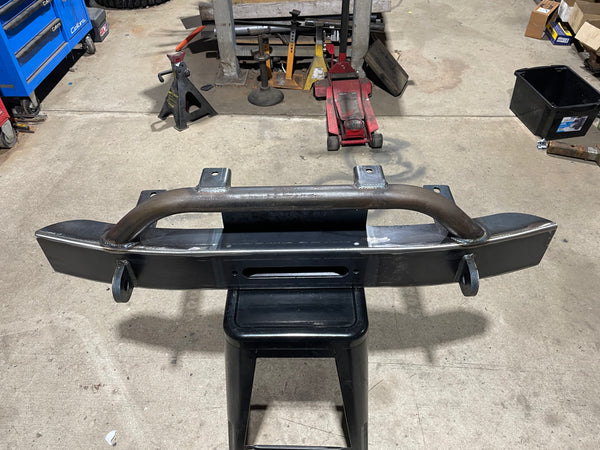 40 Series Factory Stubby Winch Bar
