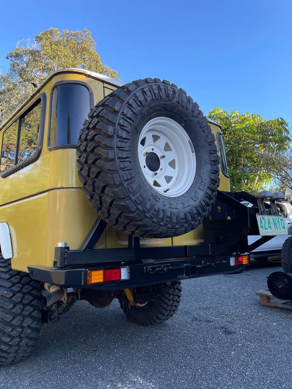 40 Series Rear Bar