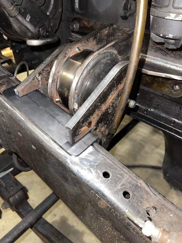 40/80 Engine Mount Cummins ISB 215/325/375
